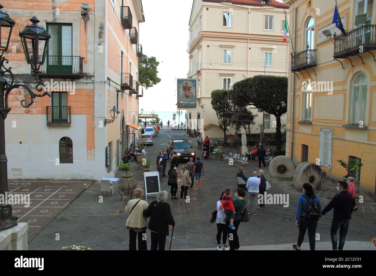 The cloth with the painted image of the Holy Trofimena placed in the