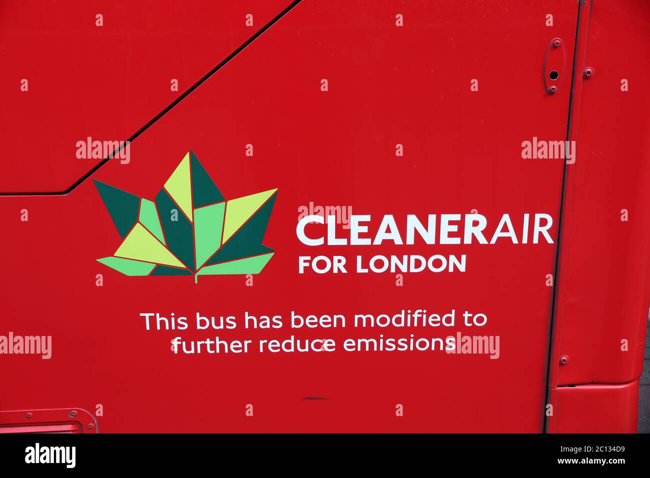 Modified bus hi-res stock photography and images - Alamy