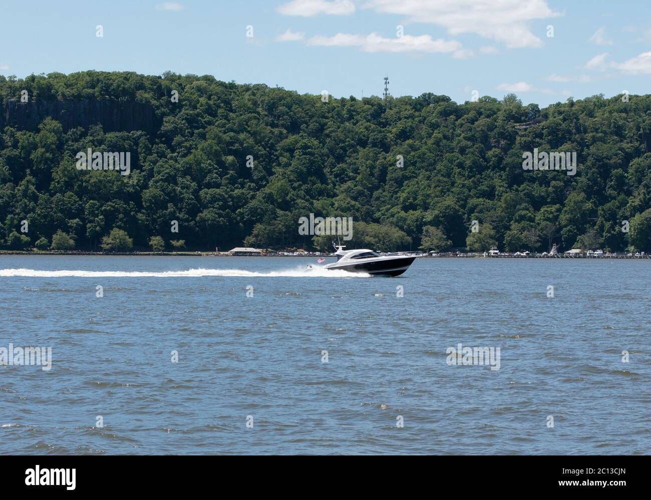 boating up the hudson river