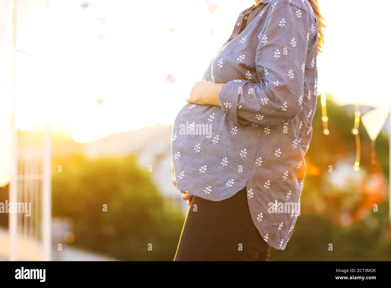 Pregnant tummy standing street hi-res stock photography and images - Alamy