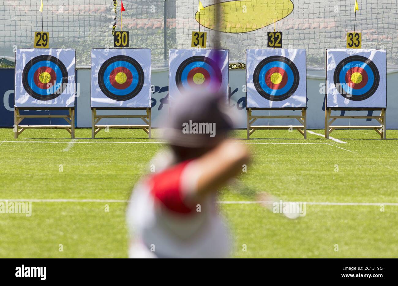 Recurve bow archery on target Stock Photo Alamy