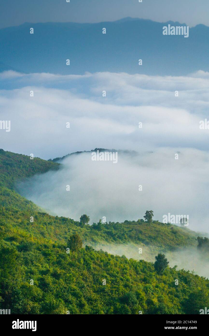 Ocean Of Mist Stock Photo Alamy