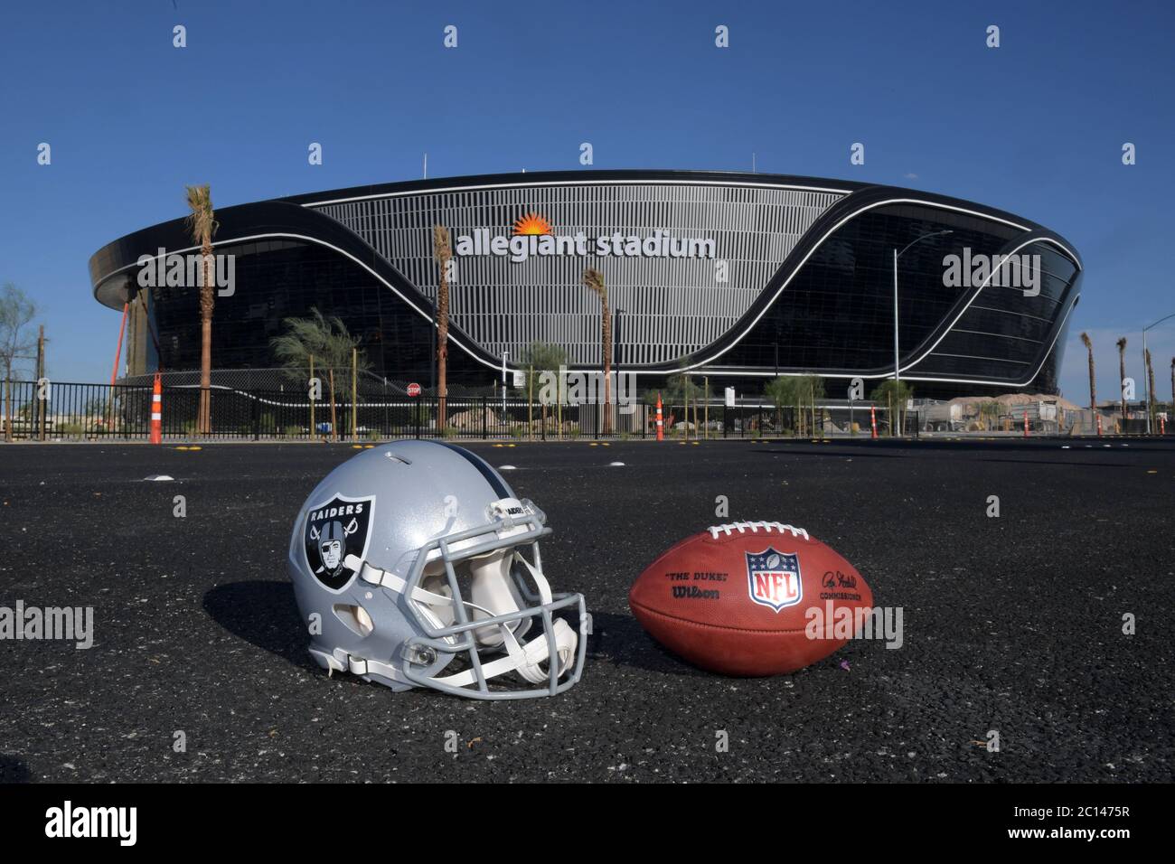 Oakland Raiders poised to play in Las Vegas by 2020 NFL season