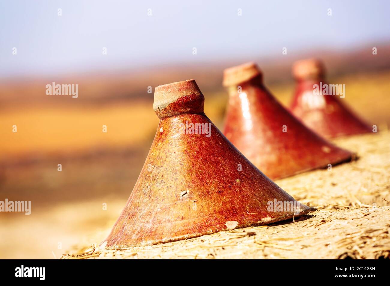 Traditional Terracotta Tajine hand painted - Qartaj