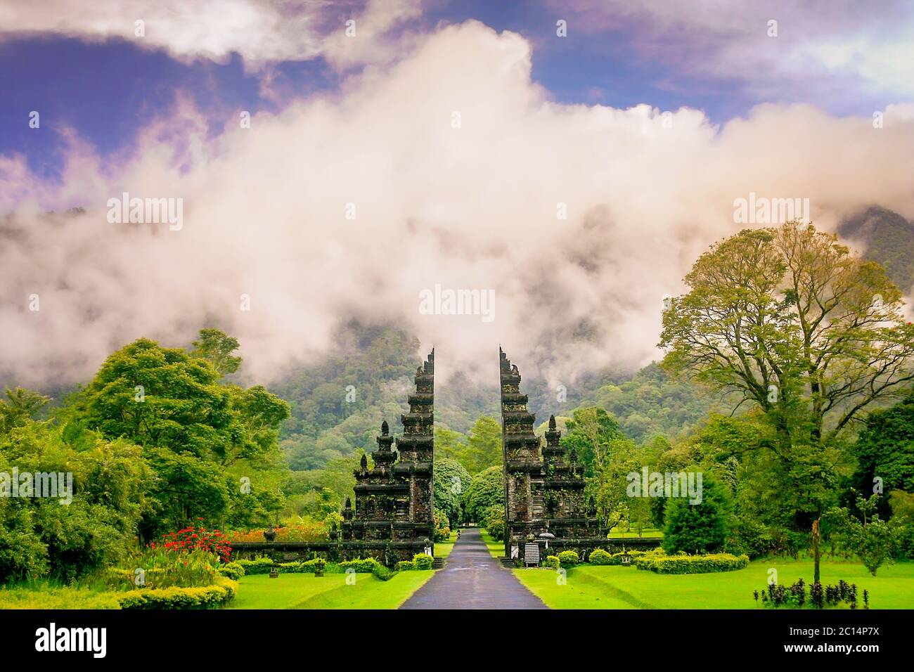 Hindu temple art hi-res stock photography and images - Alamy