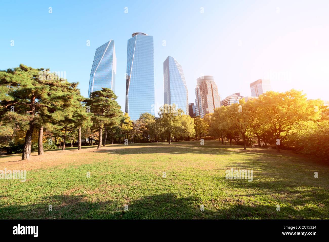 Beautiful public park hi-res stock photography and images - Alamy