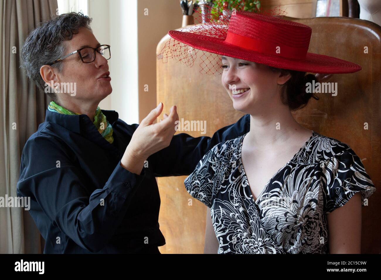 Wearing an ascot hi-res stock photography and images - Page 6 - Alamy