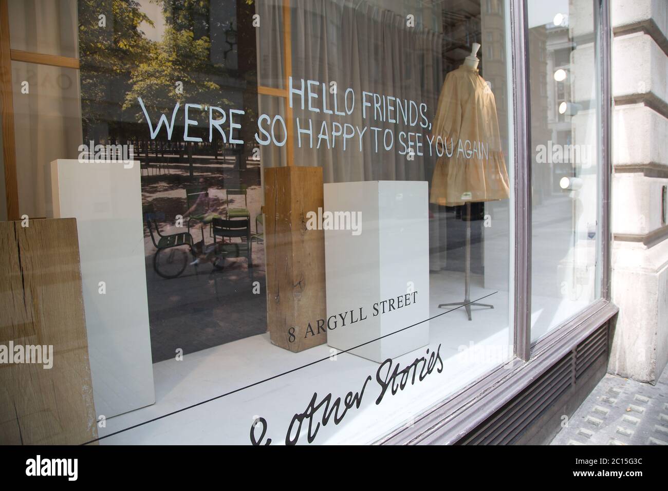 Stores reopen hi-res stock photography and images - Alamy