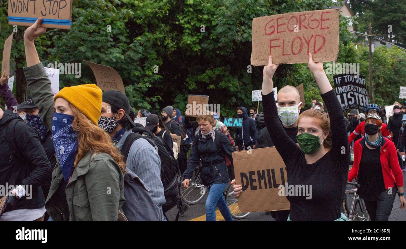 Portland Oregon march for Floyd Stock Photo Alamy