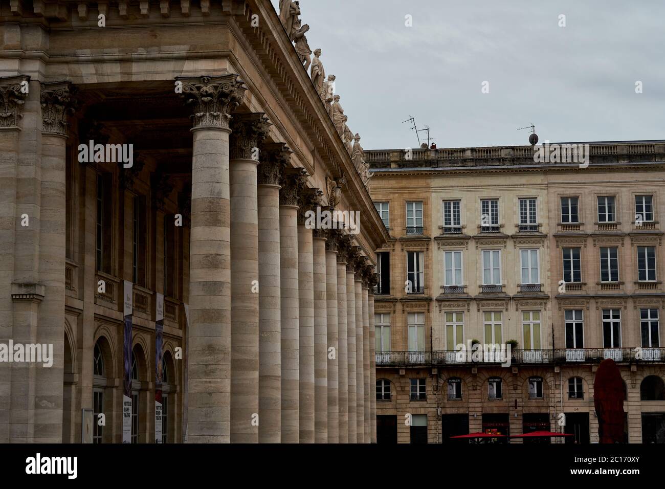 File:Bordeaux - Place de la Comédie.jpg - Wikimedia
