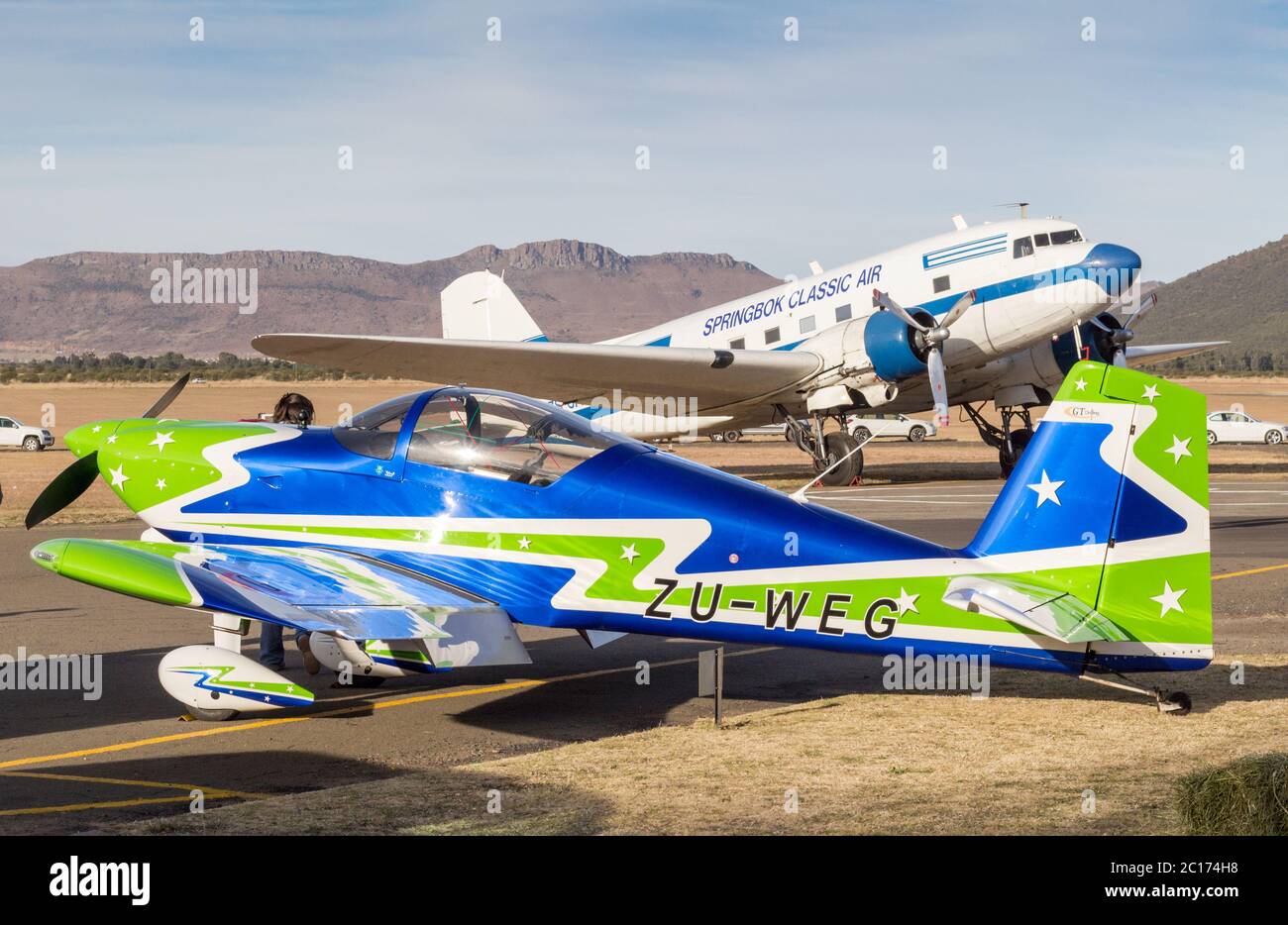 Vans aircraft hi-res stock photography and images - Alamy