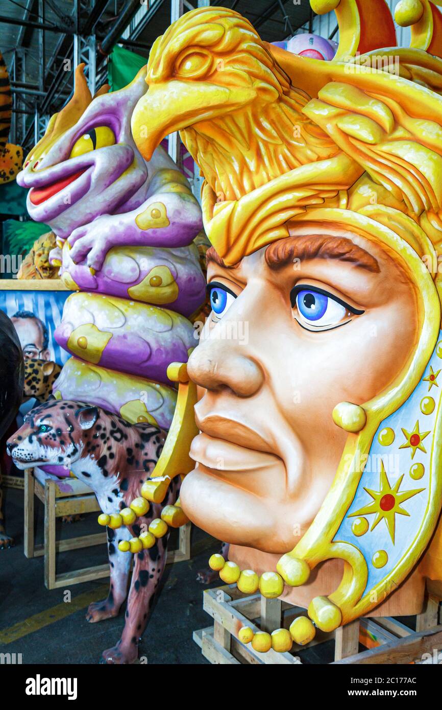 kerns mardi gras world