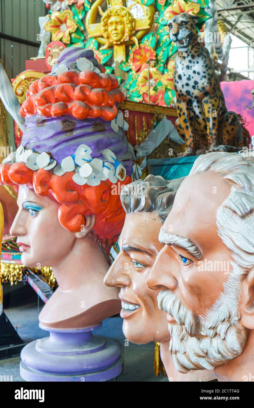 kerns mardi gras world