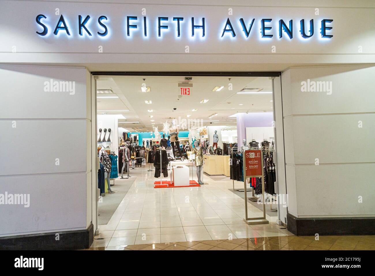 New Orleans Louisiana,Canal Street,Shops at Canal Place,shopping shopper  shoppers shop shops market markets marketplace buying selling,retail store  st Stock Photo - Alamy