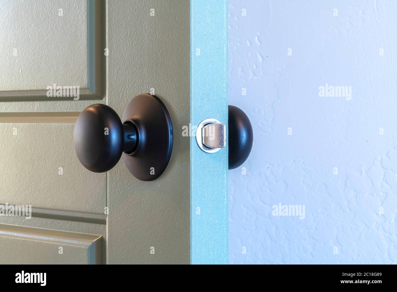 round internal door knobs