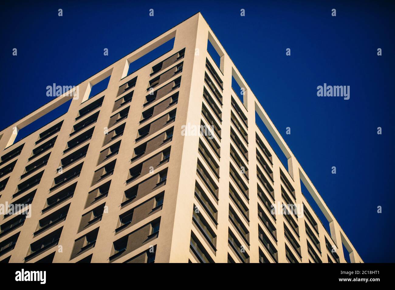 Beautiful view of Private Elevator High-Rise Condominiums For Rent