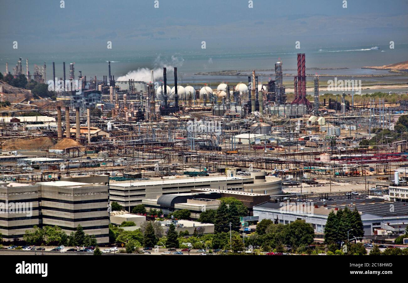 Oil refinery near Point Richmond California Stock Photo Alamy