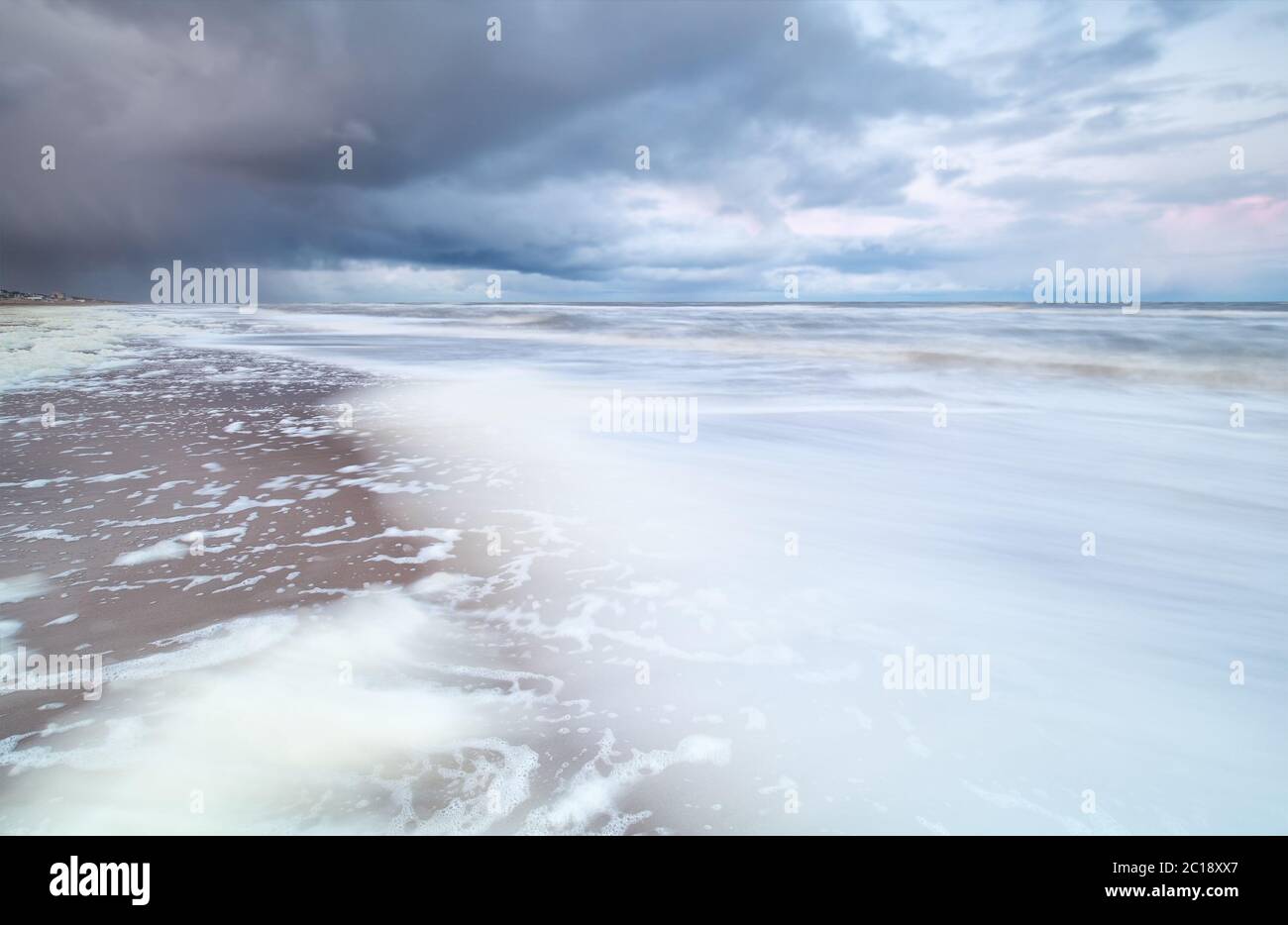 Stormy sea coast hi-res stock photography and images - Alamy