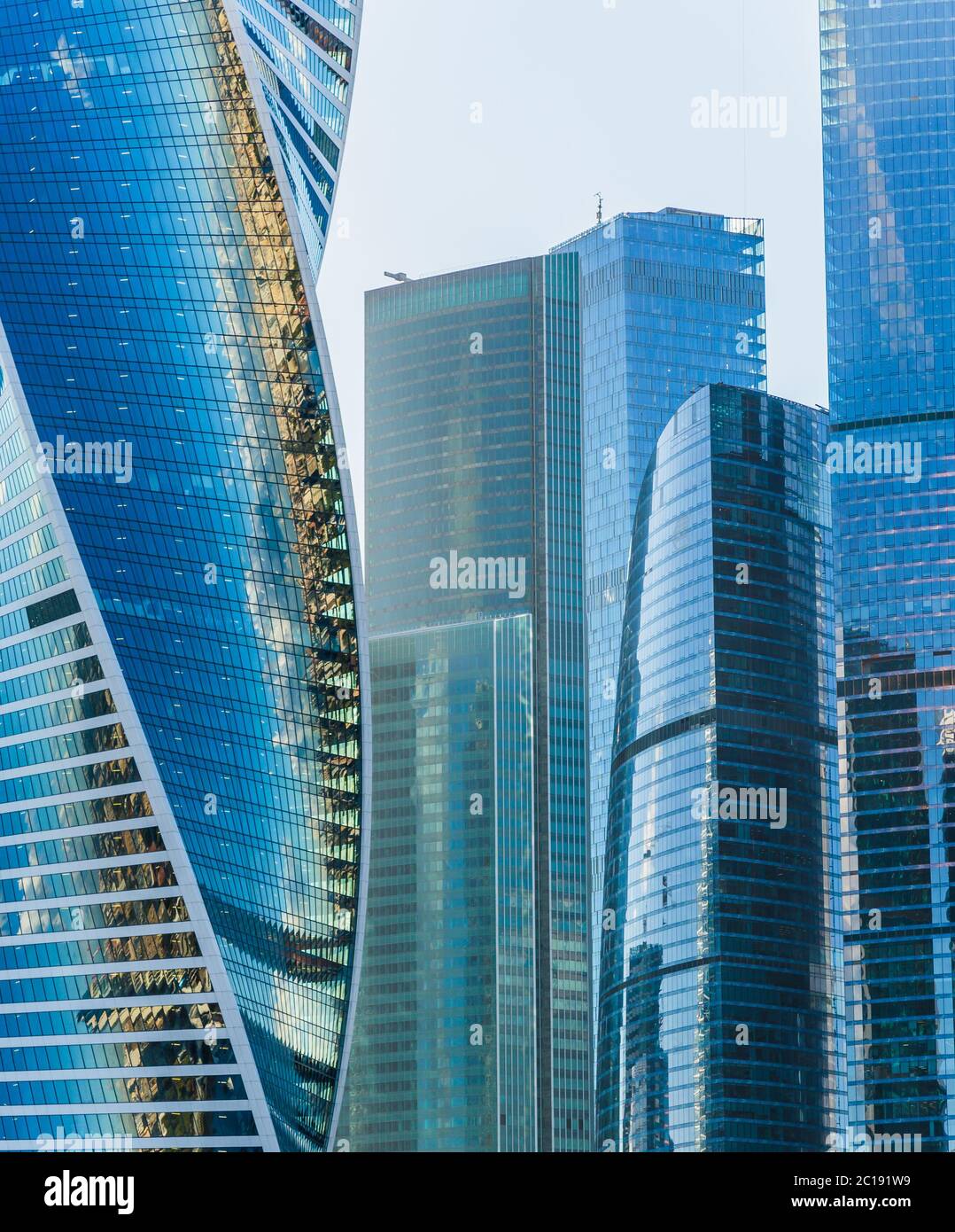 Building made of glass hi-res stock photography and images - Alamy