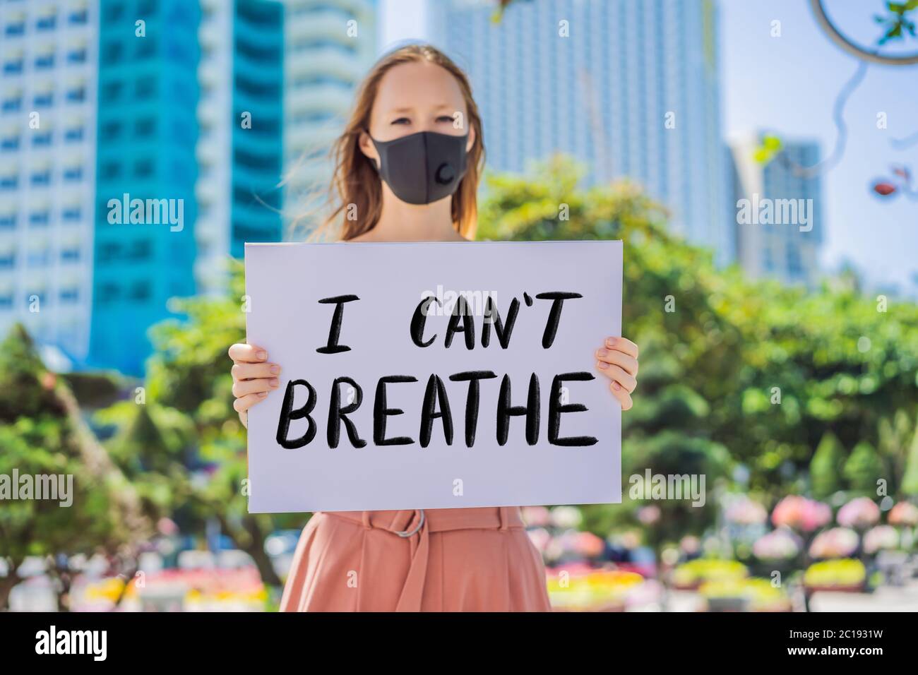 Can't breathe hi-res stock photography and images - Alamy