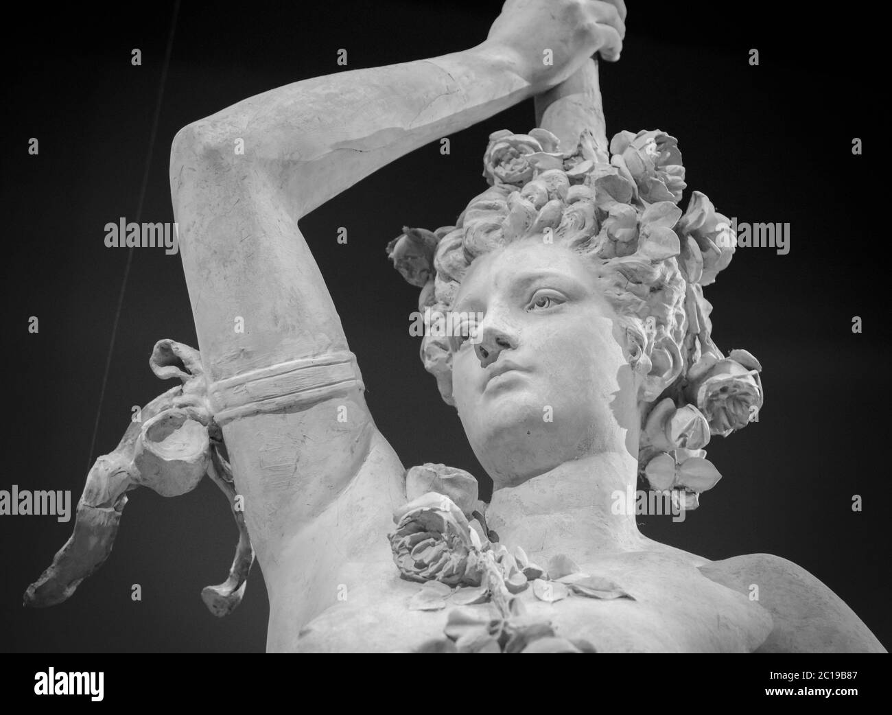 Head and shoulders detail of the ancient sculpture Stock Photo Alamy