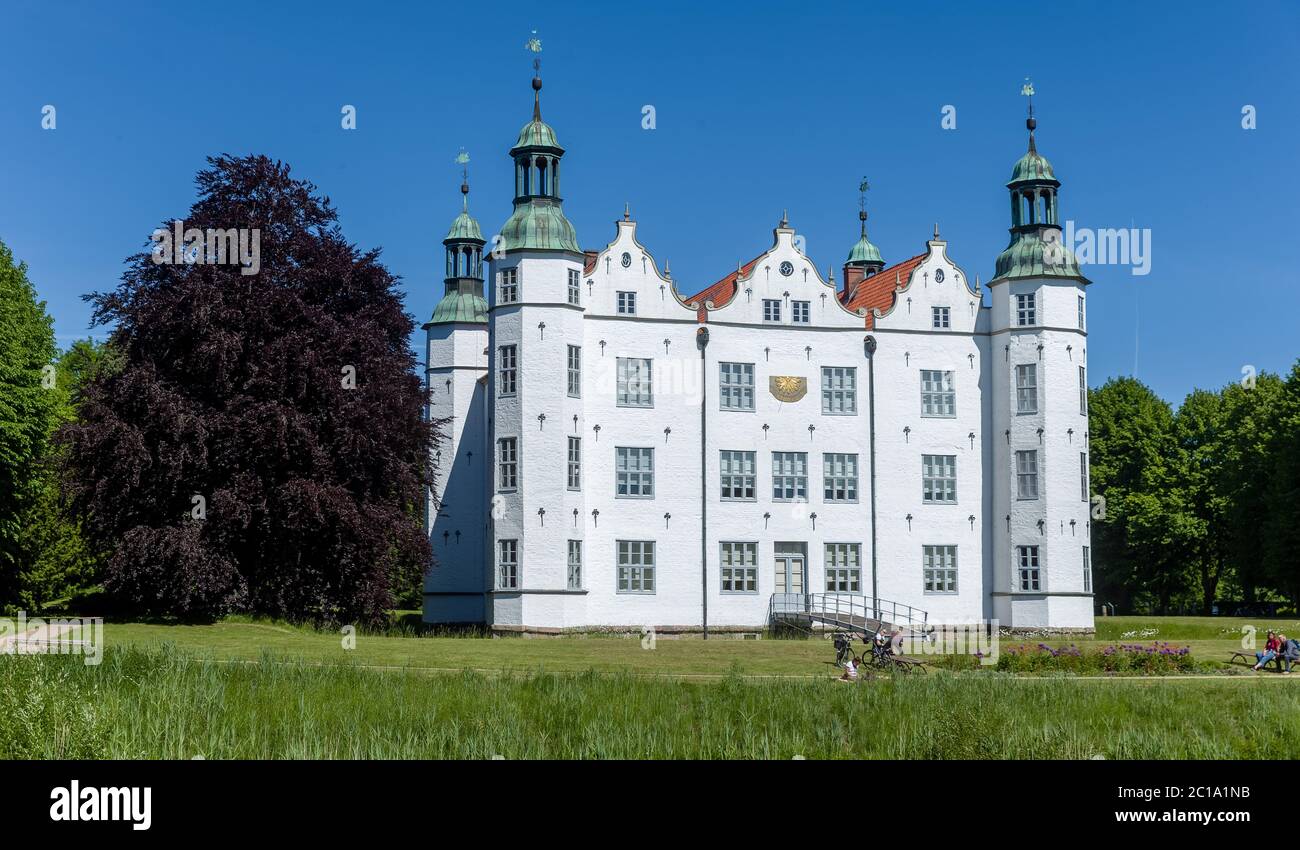 Ahrensburg, Germany. 01st June, 2020. The moated castle Ahrensburg was