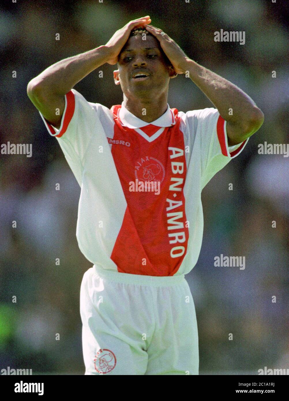 Autographe PIUS IKEDIA-Equipe National NIGERIA-Ex-Azal Bakou/Ajax-IN