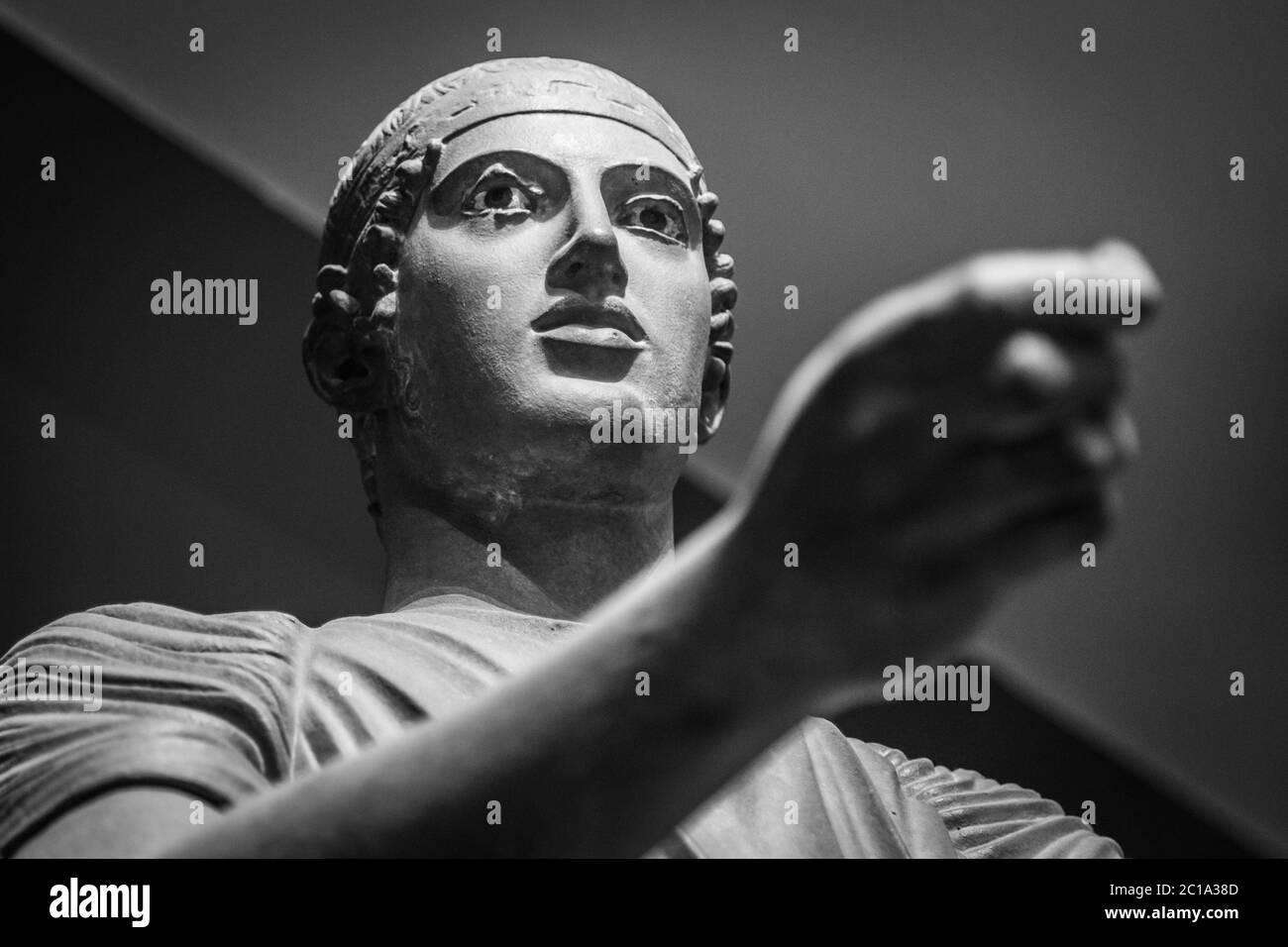 Head and shoulders detail of the ancient sculpture Stock Photo Alamy