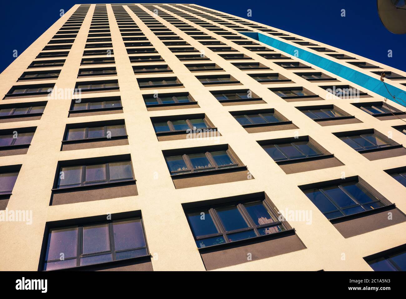 Modern High Rise Apartment Complex Stock Photo Alamy