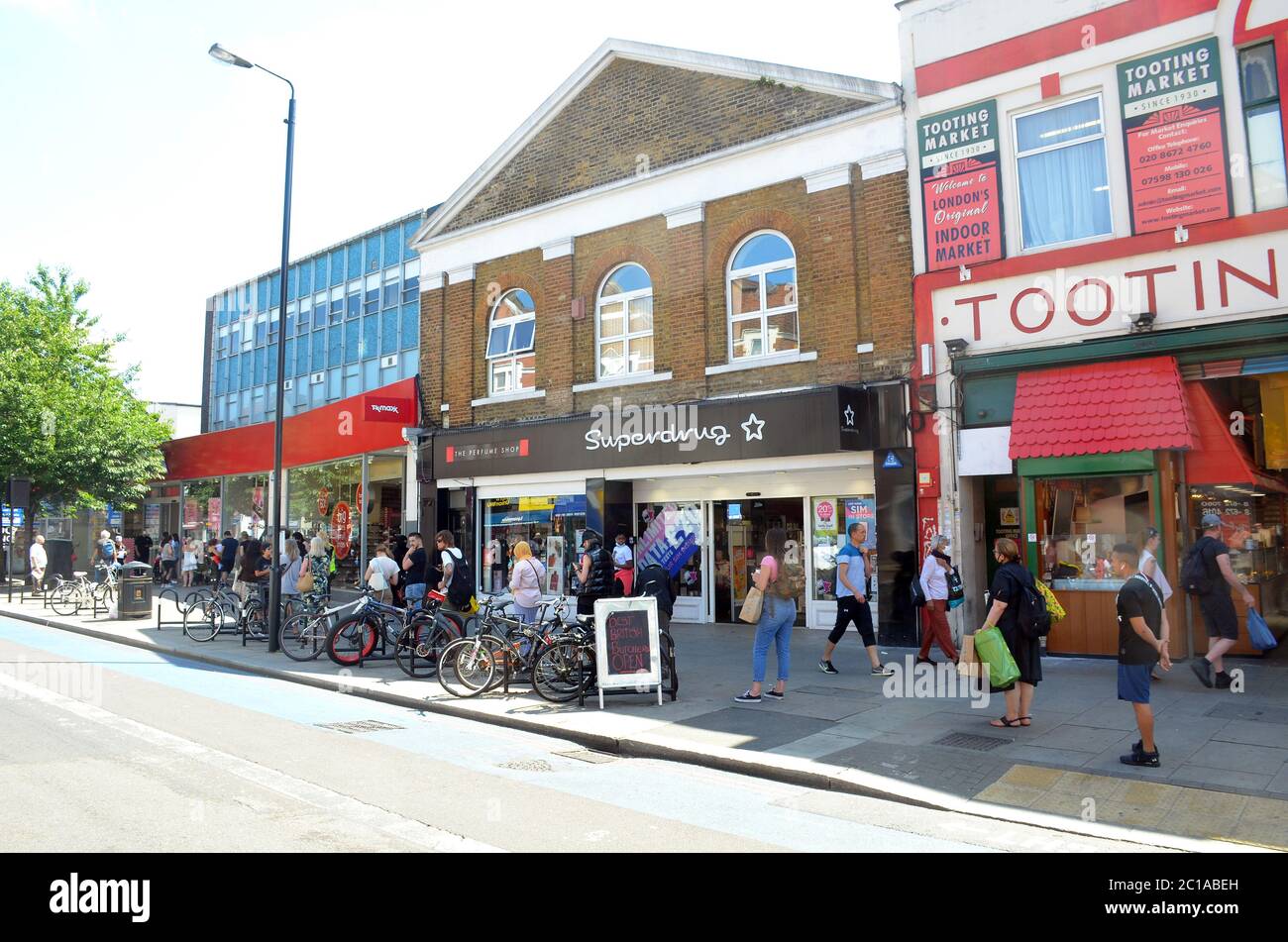 London, UK, 15 June Non essential shops open with queues in Tooting, South  London. Queue for TK max. Credit: JOHNNY ARMSTEAD/Alamy Live News Stock  Photo - Alamy