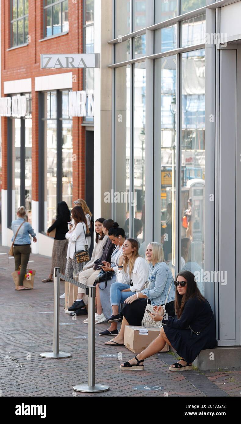 zara bournemouth opening times