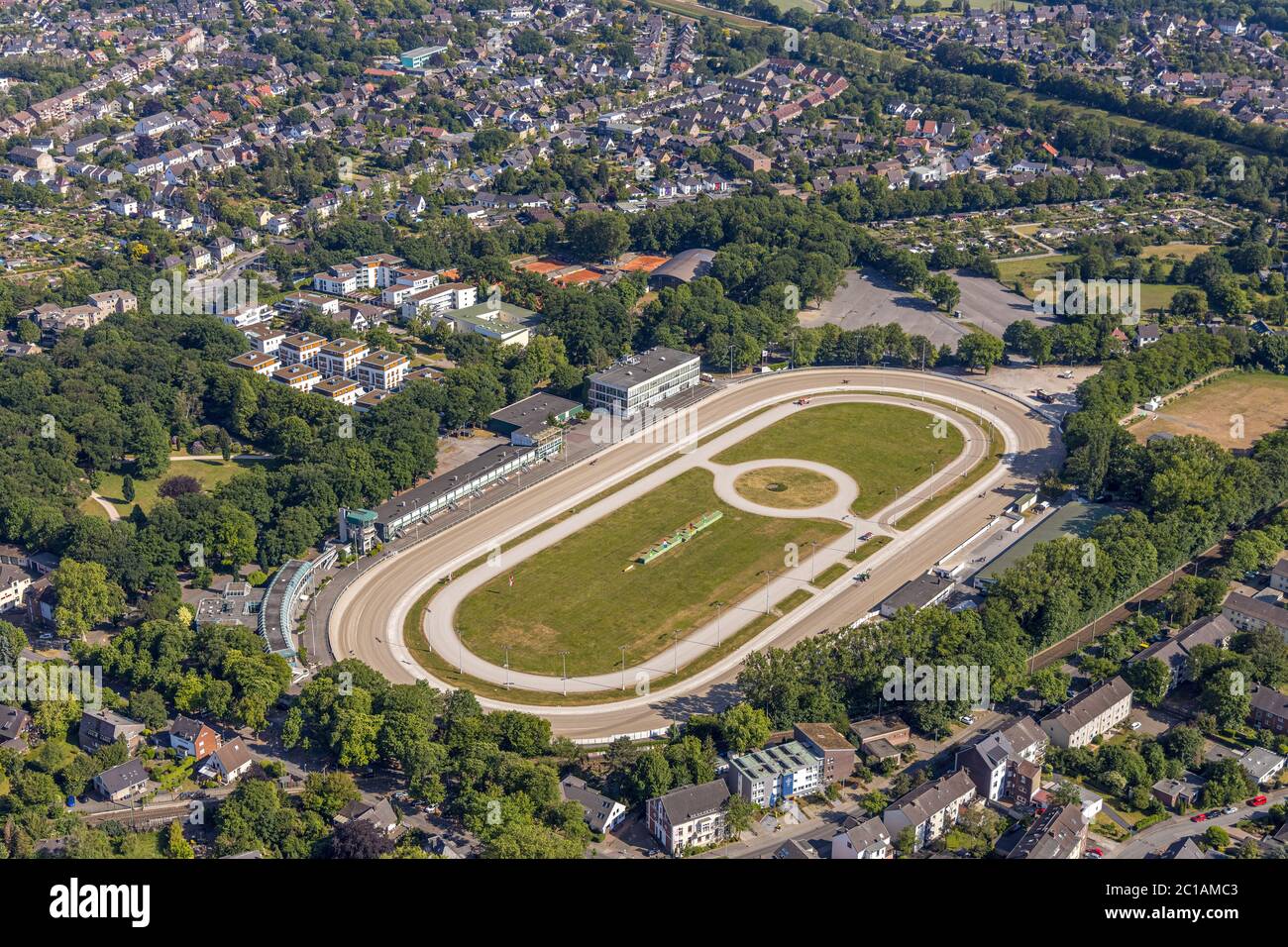 aerial view, trotting racecourse Dinslaken, tennis club, tennis courts, DTG  Blau Weiss Dinslaken, downtown, Dinslaken, Ruhr area, North Rhine-Westphal  Stock Photo - Alamy