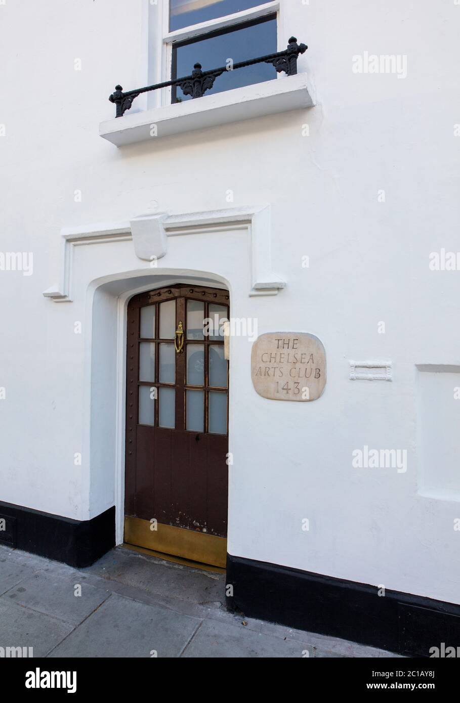 Frontage of the Chelsea Arts Club, private members' club at 143 Old Church St, Chelsea, London; formed by Whistler in 1891; now in  Bolton Lodge Stock Photo