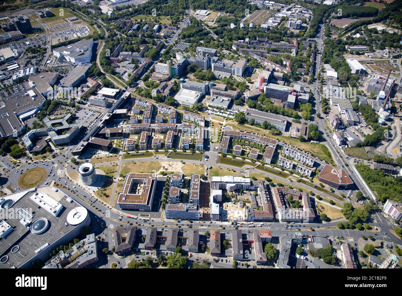 Aerial photograph, University Duisburg-Essen, University district, Grüne Mitte Essen, residential area Grüne Mitte Essen, Funke media centre, Essen, R Stock Photo