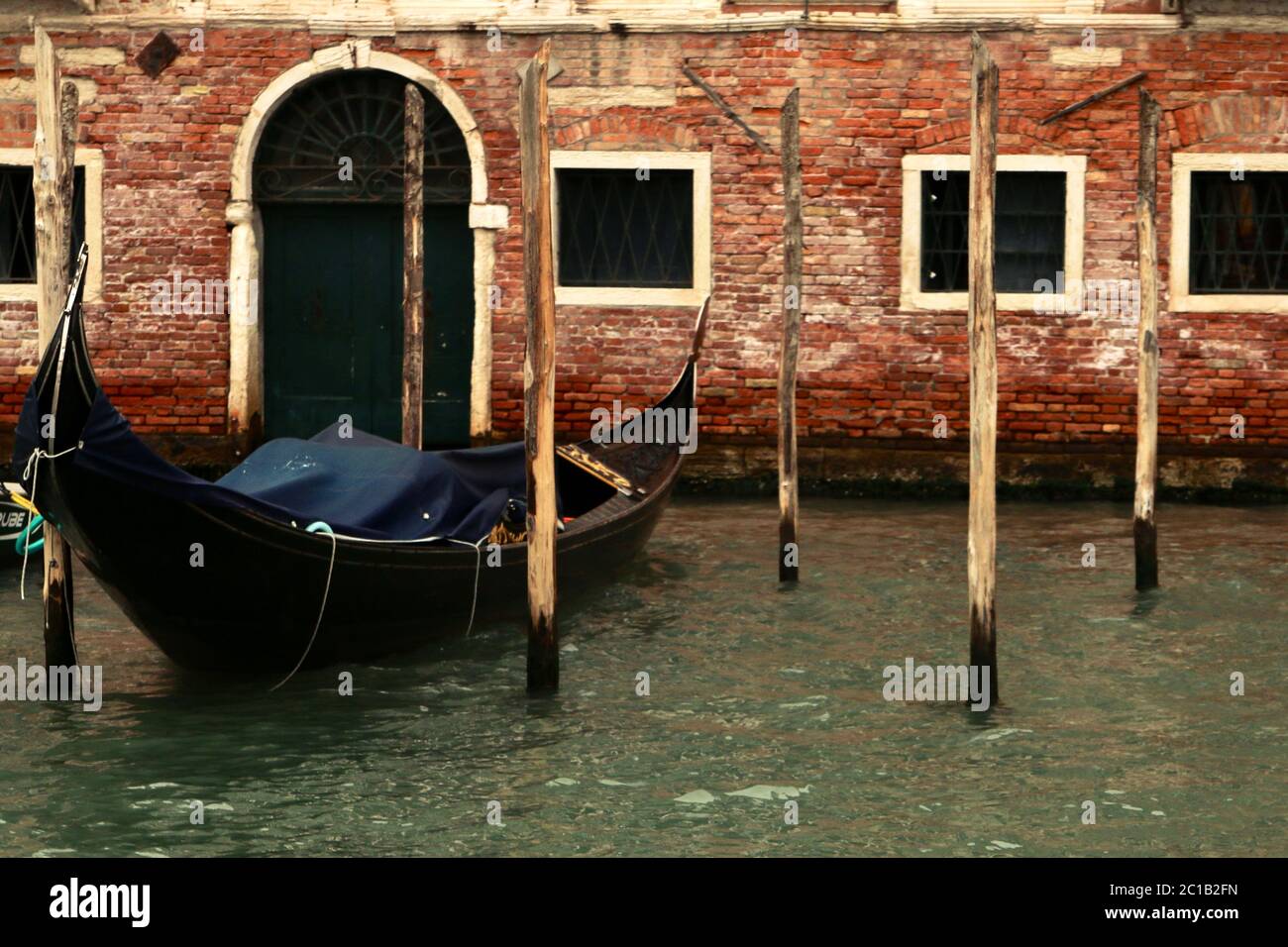 Old gondola hi-res stock photography and images - Alamy