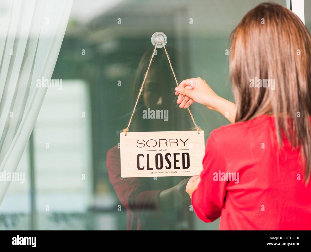 Your come in back. Come back картинки. Sorry we are closed. Sorry we are booked картинки. Compliance Notice женщина.