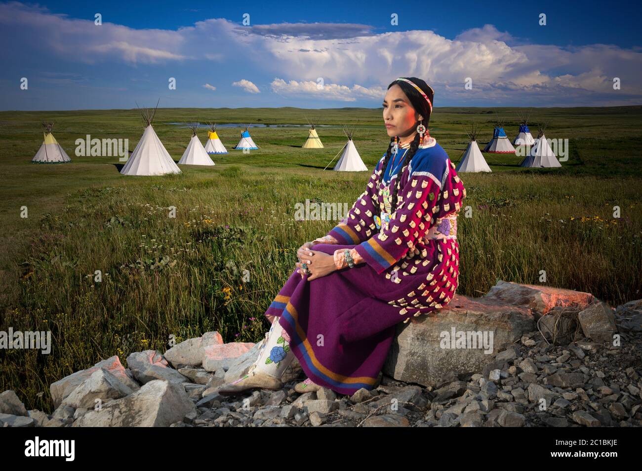 Plains indian camp hi-res stock photography and images - Alamy