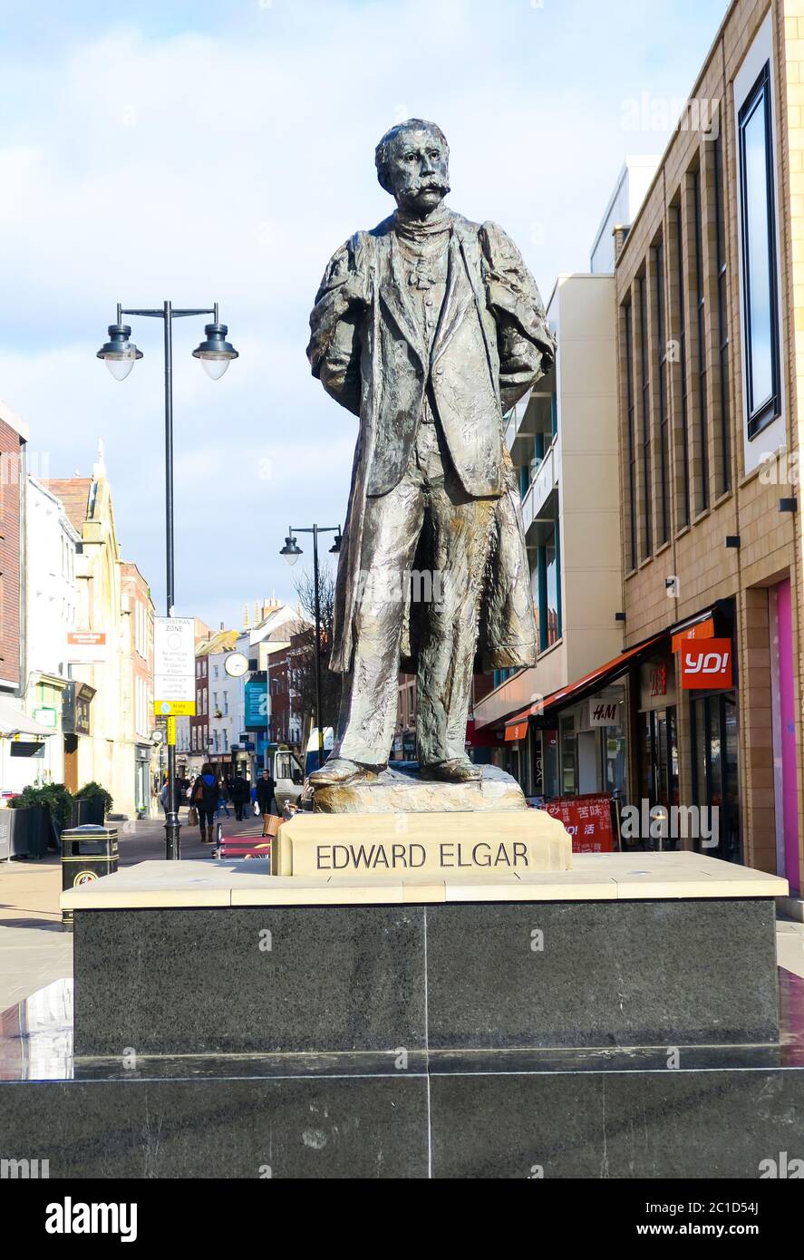 Edward elgar statue worcester hires stock photography and images Alamy