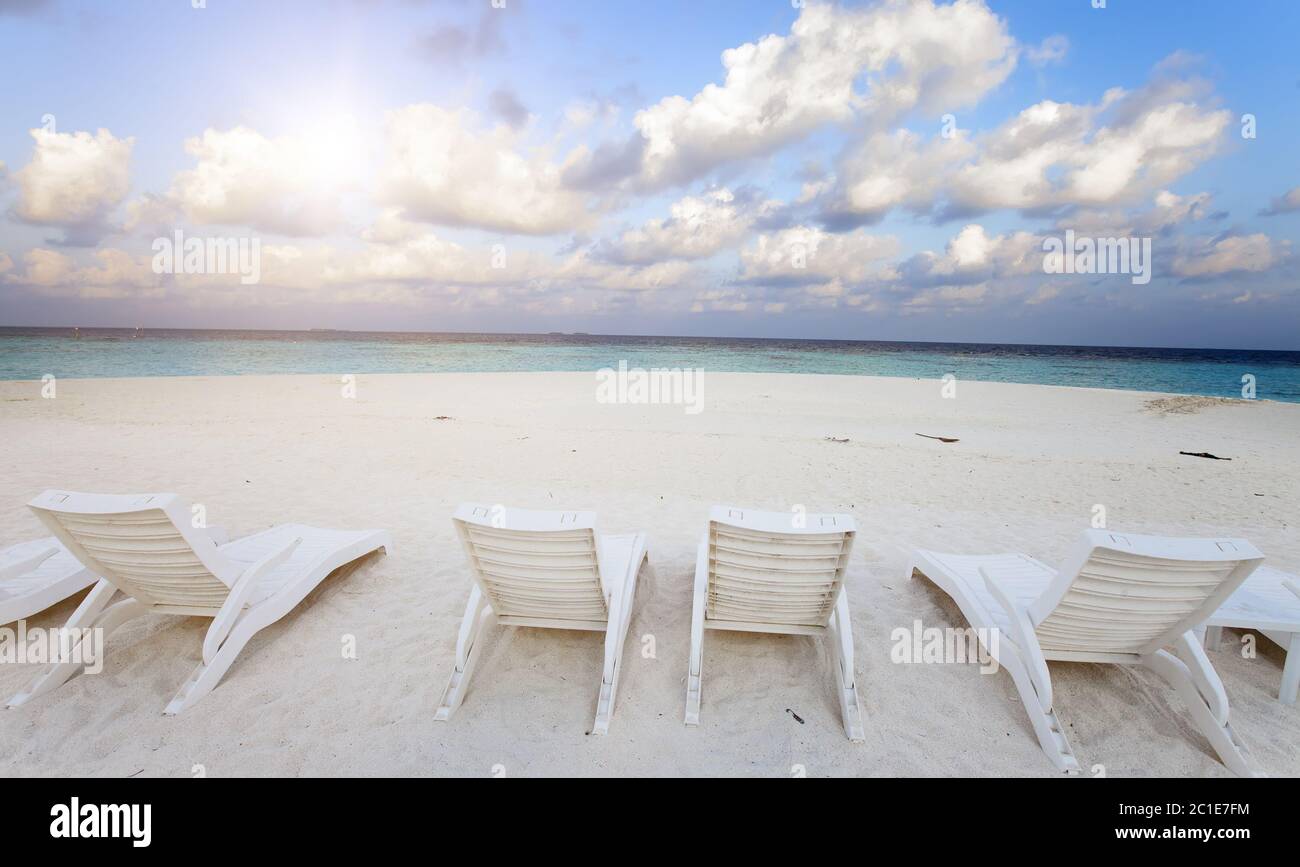Empty beach chairs hi-res stock photography and images - Alamy