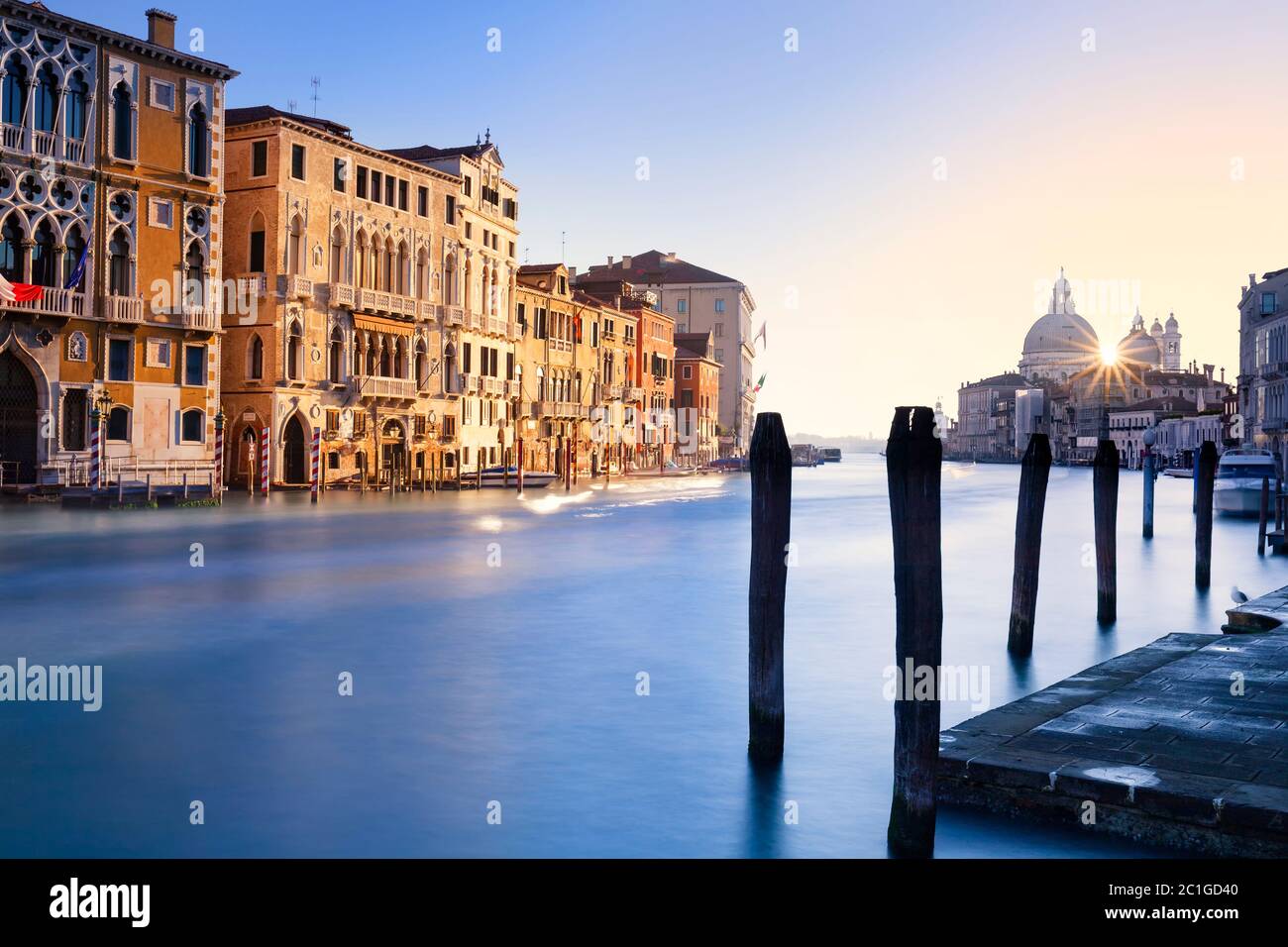 Gondel im canal grande hi-res stock photography and images - Alamy