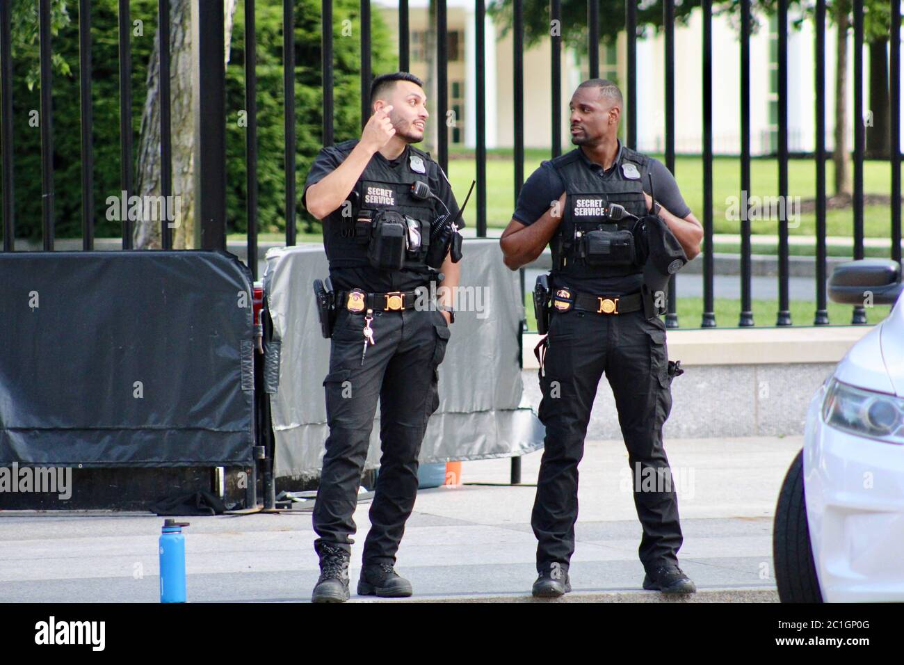 Secret service 2020 hi-res stock photography and images - Alamy