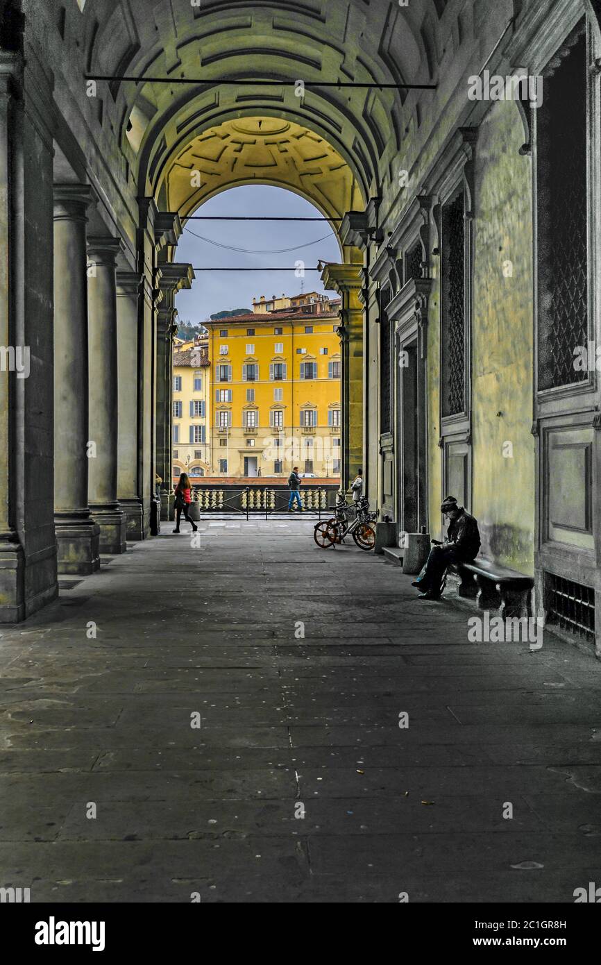 Piazzale Degli Uffizi, Florence, Italy Stock Photo Alamy