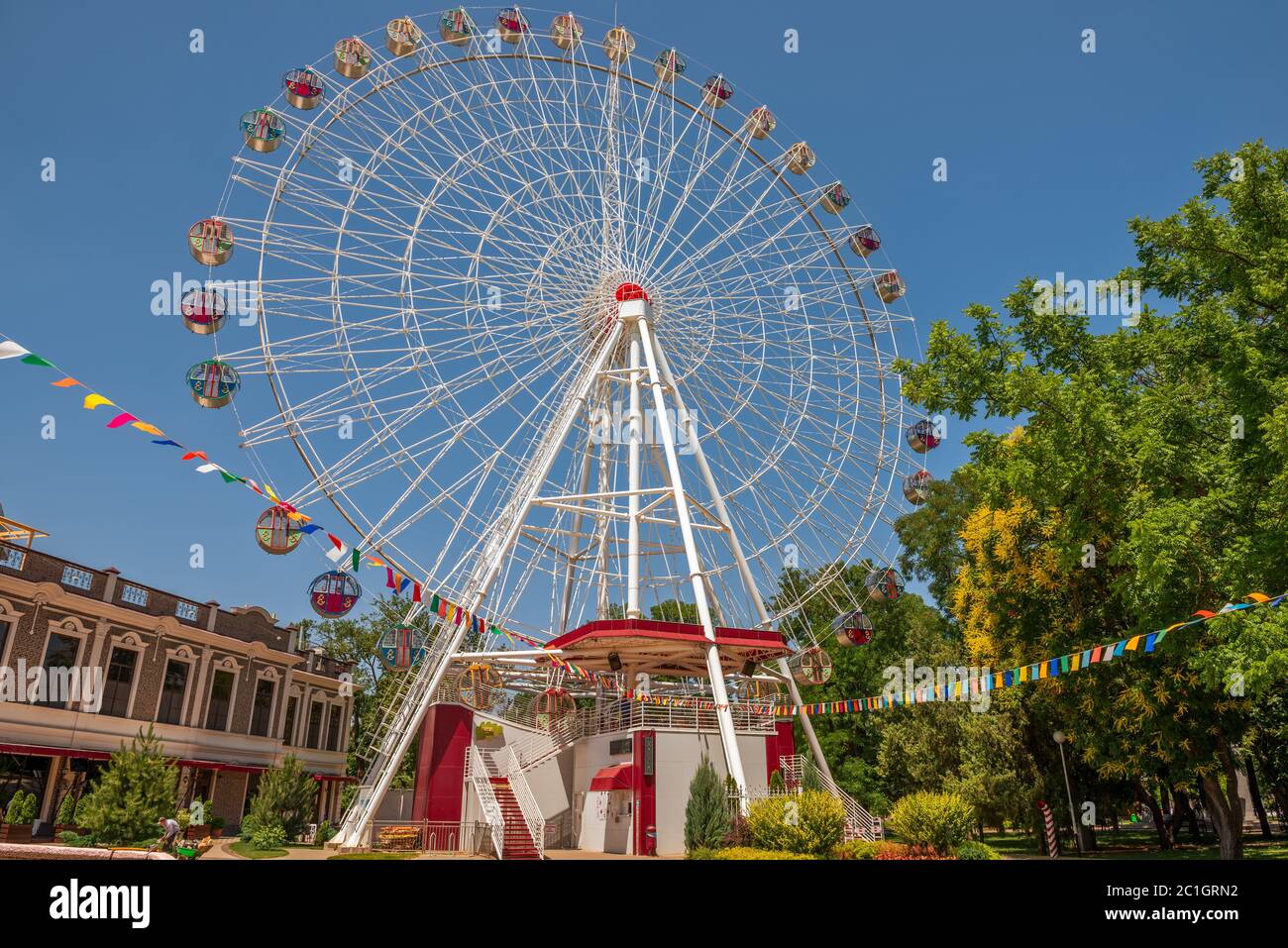 Wheel park fair colorful hi-res stock photography and images - Alamy