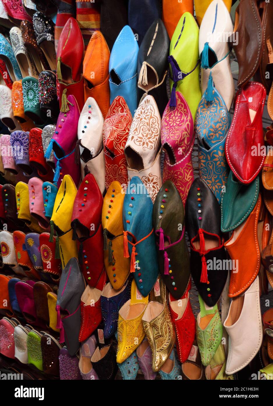 Souk Display Morocco. Colourful display of spices and herbs in the historical medina ...