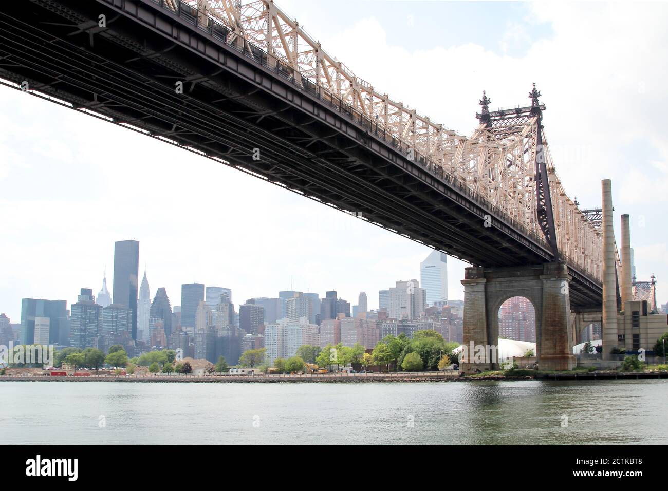 View of Manhattan from Queens Stock Photo - Alamy