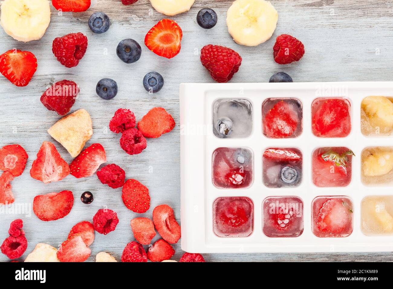 Freeze dried, fresh and frozen berry fruits Stock Photo Alamy