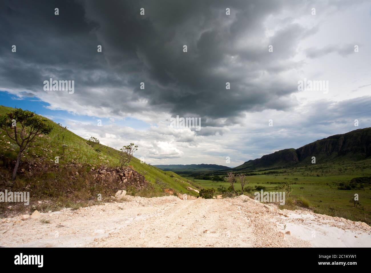 Dark gravel pathway road hi-res stock photography and images - Alamy