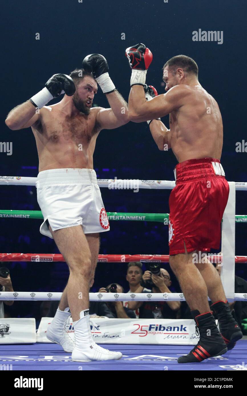 Boxer Kubrat Pulev and Hughie Fury Stock Photo - Alamy