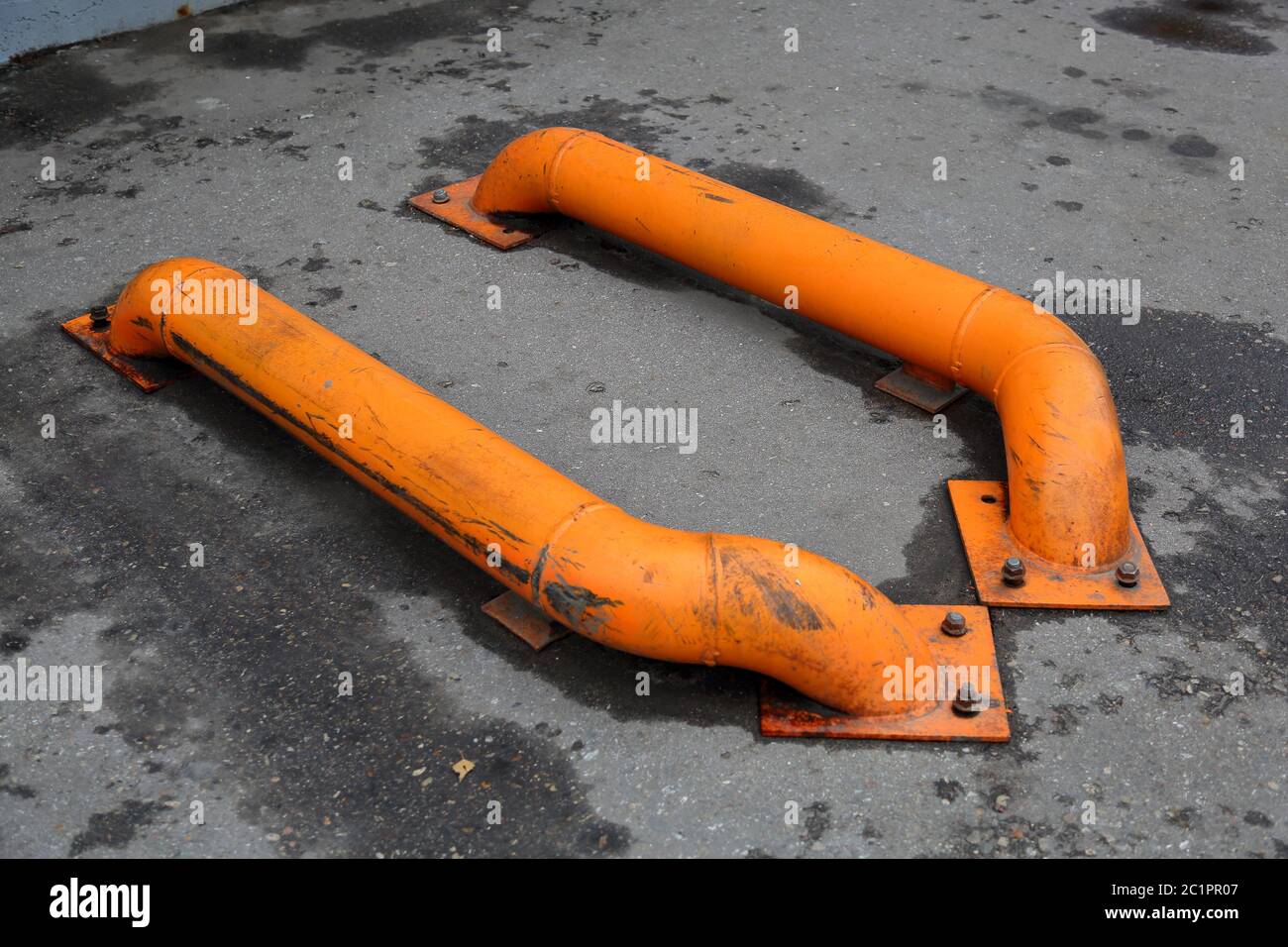 Cargo trucks hires stock photography and images Alamy