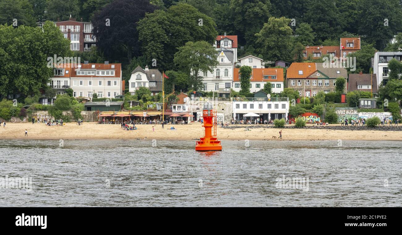Hamburg beach hi-res stock photography and images - Alamy